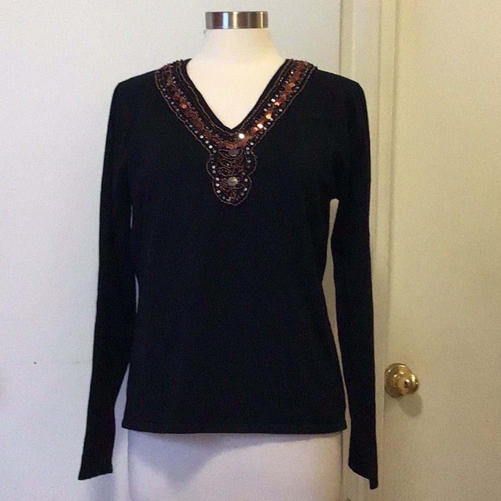 NWTs Carducci jewel neck sweater.